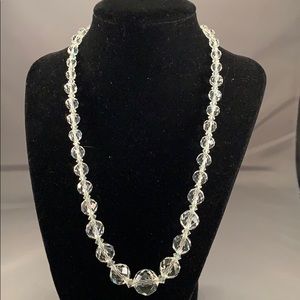 Clear, graduated  size crystal necklace